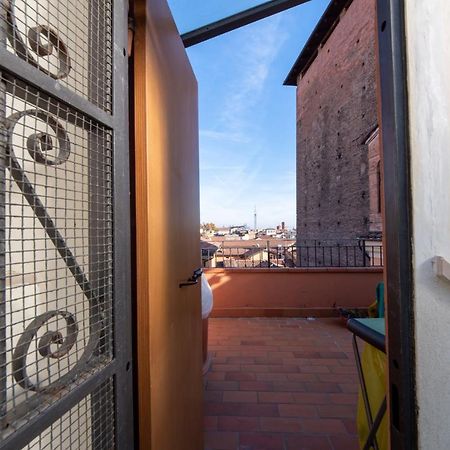 Housmart Corte Galluzzi 7/1 Bologna Exterior photo